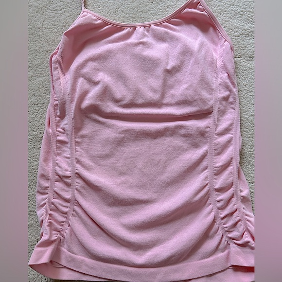 Classiques entier shelf bra camisole in size small - Picture 3 of 7